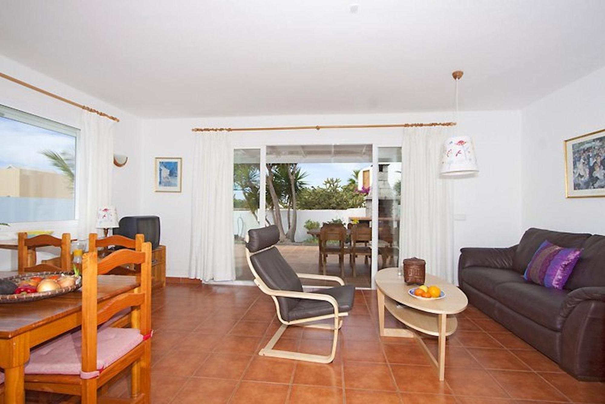 Lovely Los Mojones Villa Casa Jasmine Heated Pool Short Walk To Beach Puerto Del Carmen Πουέρτο Ντελ Κάρμεν Εξωτερικό φωτογραφία
